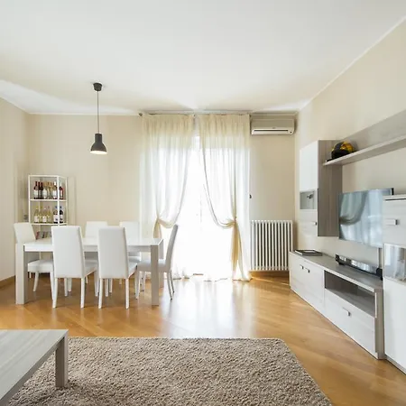 Casa Foscolo Apartment Villa Guardia